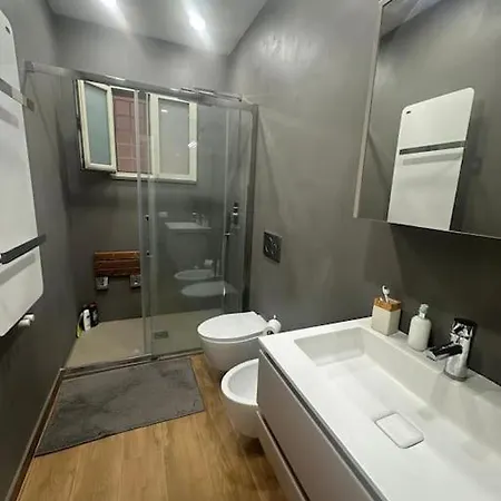 La Perla Di Portorosa Appartement *
